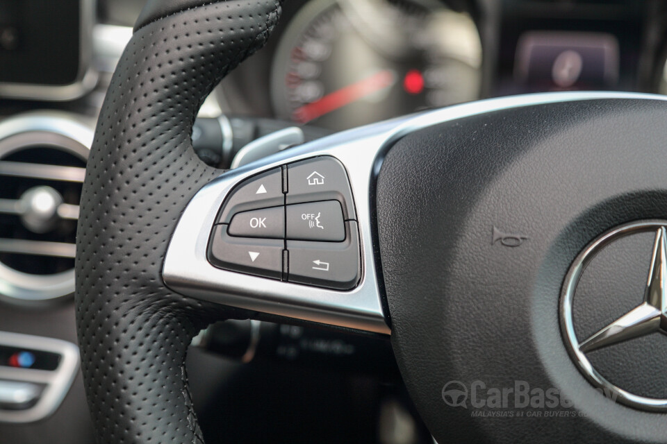 Audi Q5 FY (2019) Interior