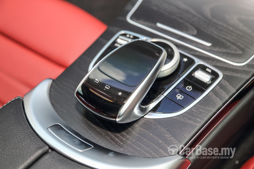 Mercedes-Benz C-Class W205 (2014) Interior
