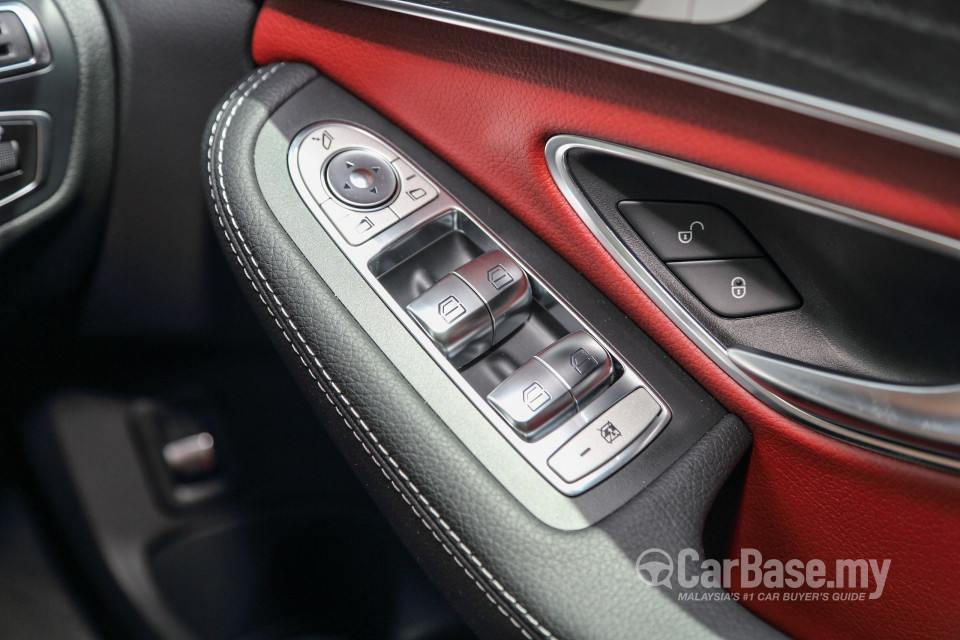 Mercedes-Benz C-Class W205 (2014) Interior