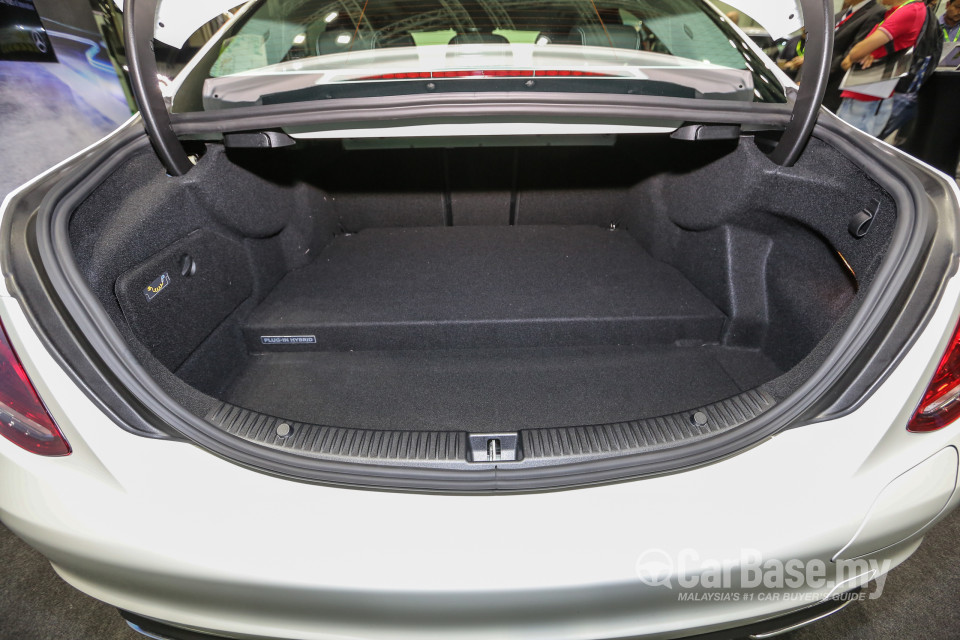 Mercedes-Benz C-Class W205 (2014) Interior