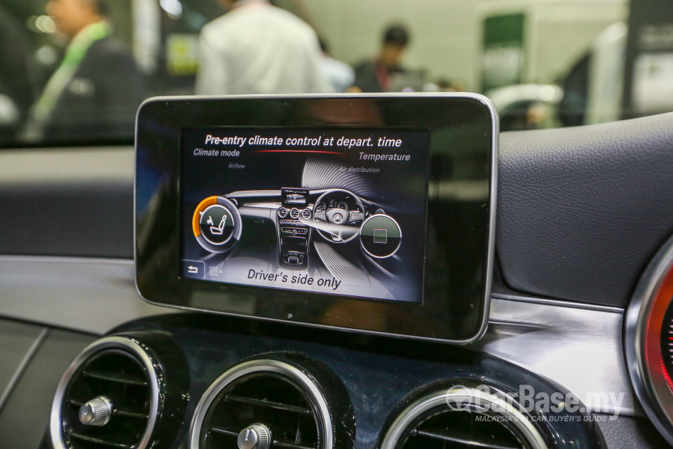 Mercedes-Benz C-Class W205 (2014) Interior