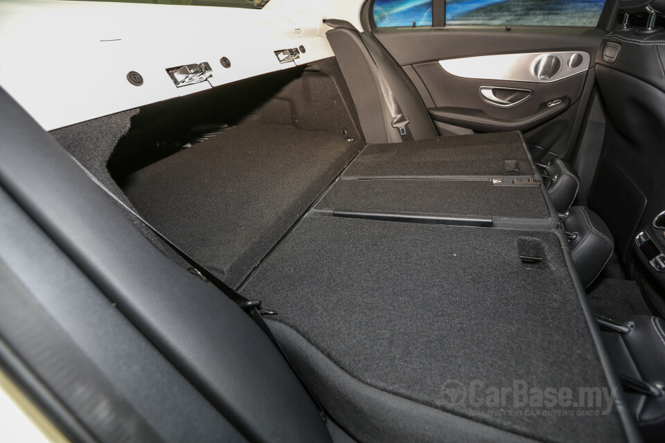 Toyota Fortuner AN160 (2016) Interior