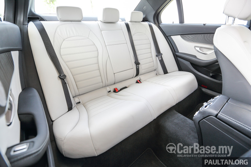 Mercedes-Benz C-Class W205 (2014) Interior