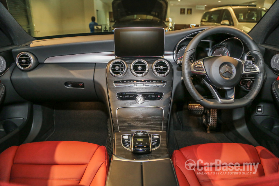 Mercedes-Benz C-Class W205 (2014) Interior