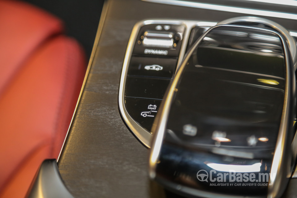 Mercedes-Benz C-Class W205 (2014) Interior