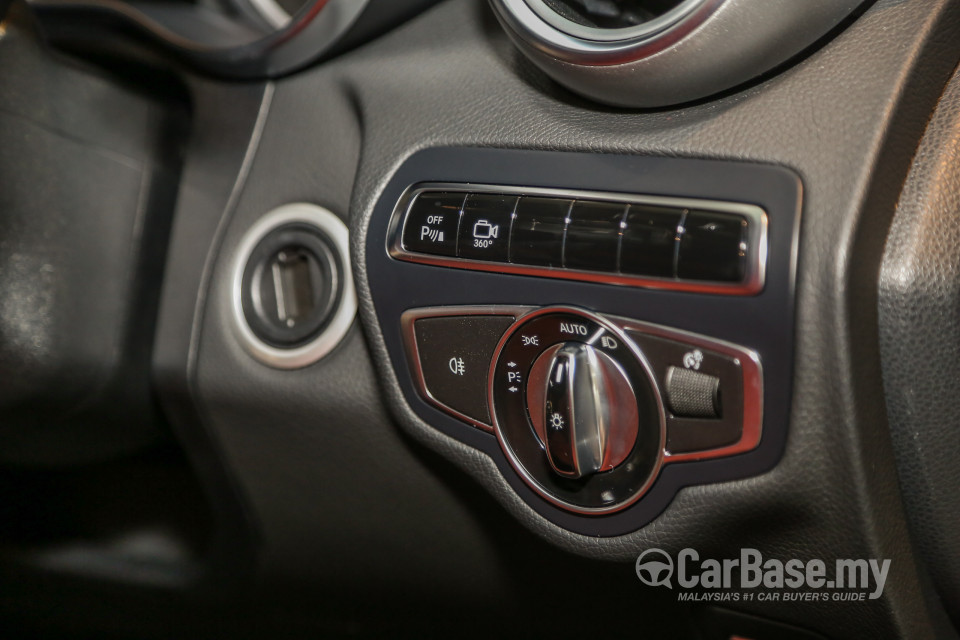 Mercedes-Benz C-Class W205 (2014) Interior