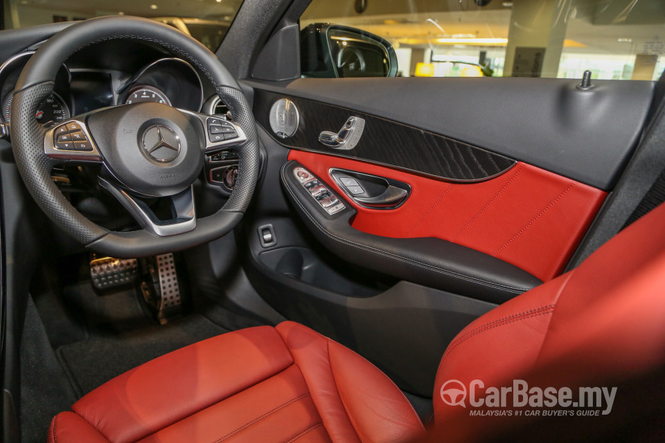 Mercedes-Benz C-Class W205 (2014) Interior