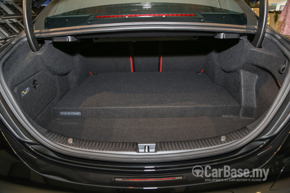Mercedes-Benz C-Class W205 (2014) Interior