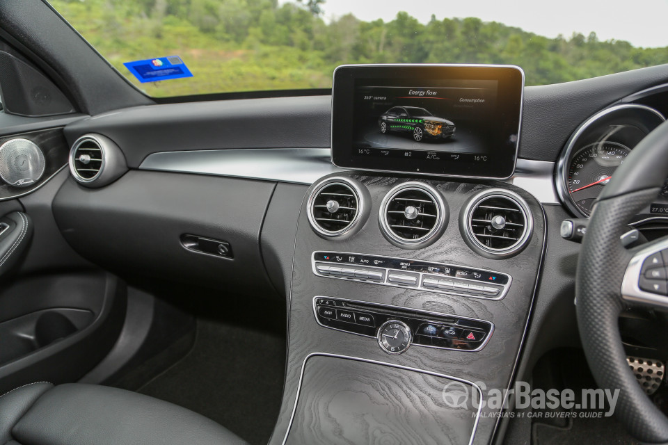Mercedes-Benz C-Class W205 (2014) Interior