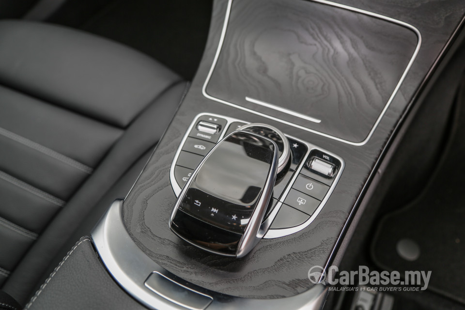Mercedes-Benz C-Class W205 (2014) Interior