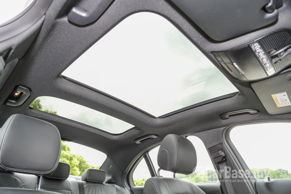 Mercedes-Benz C-Class W205 (2014) Interior