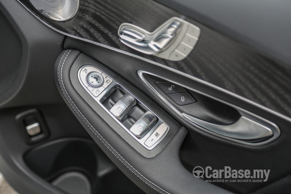 Mercedes-Benz C-Class W205 (2014) Interior