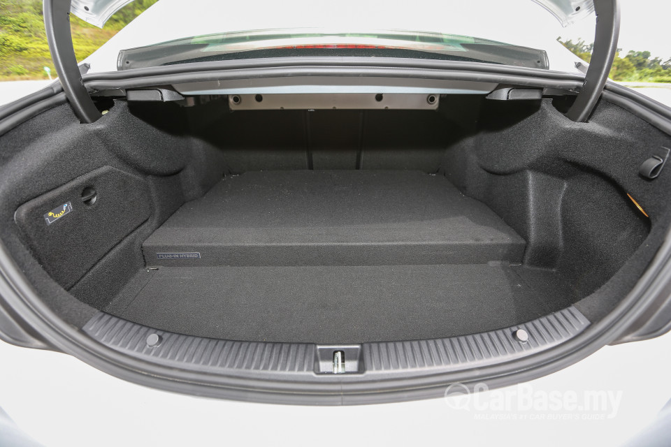 Mercedes-Benz C-Class W205 (2014) Interior