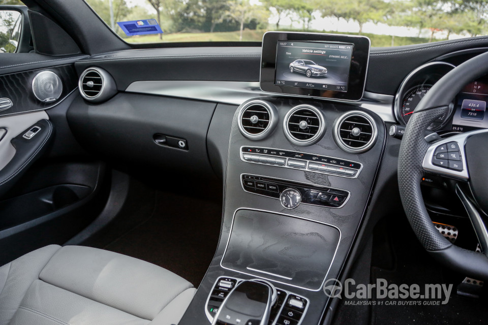 Mercedes-Benz C-Class W205 (2014) Interior