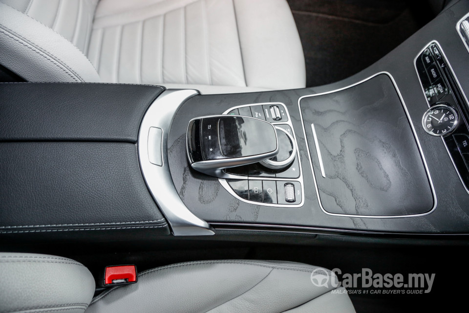 Mercedes-Benz C-Class W205 (2014) Interior