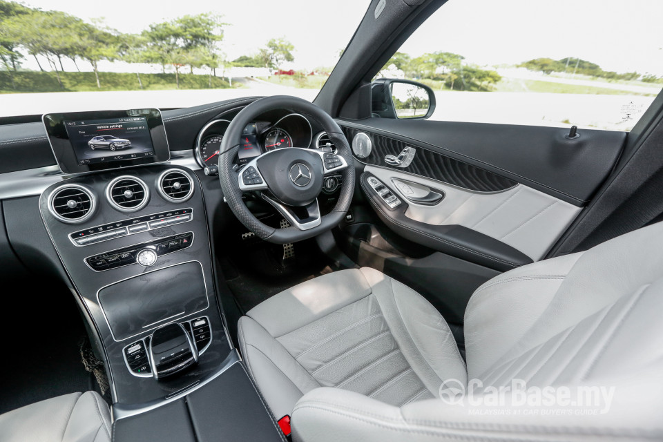 Mercedes-Benz C-Class W205 (2014) Interior