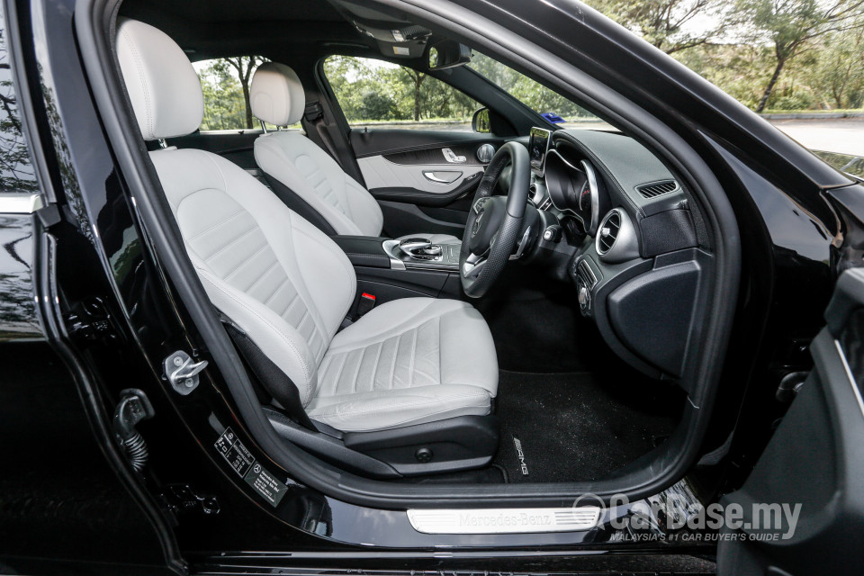 Mercedes-Benz C-Class W205 (2014) Interior