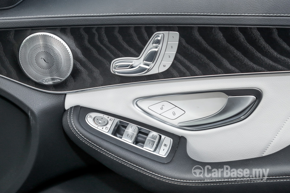Mercedes-Benz C-Class W205 (2014) Interior