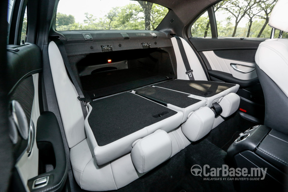 Mercedes-Benz C-Class W205 (2014) Interior