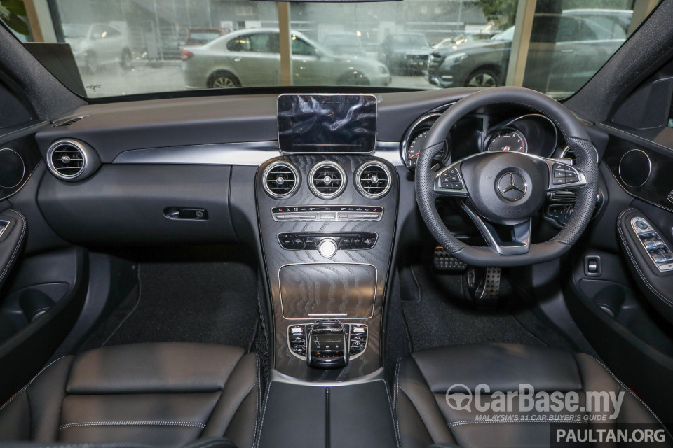 Mercedes-Benz C-Class W205 (2014) Interior