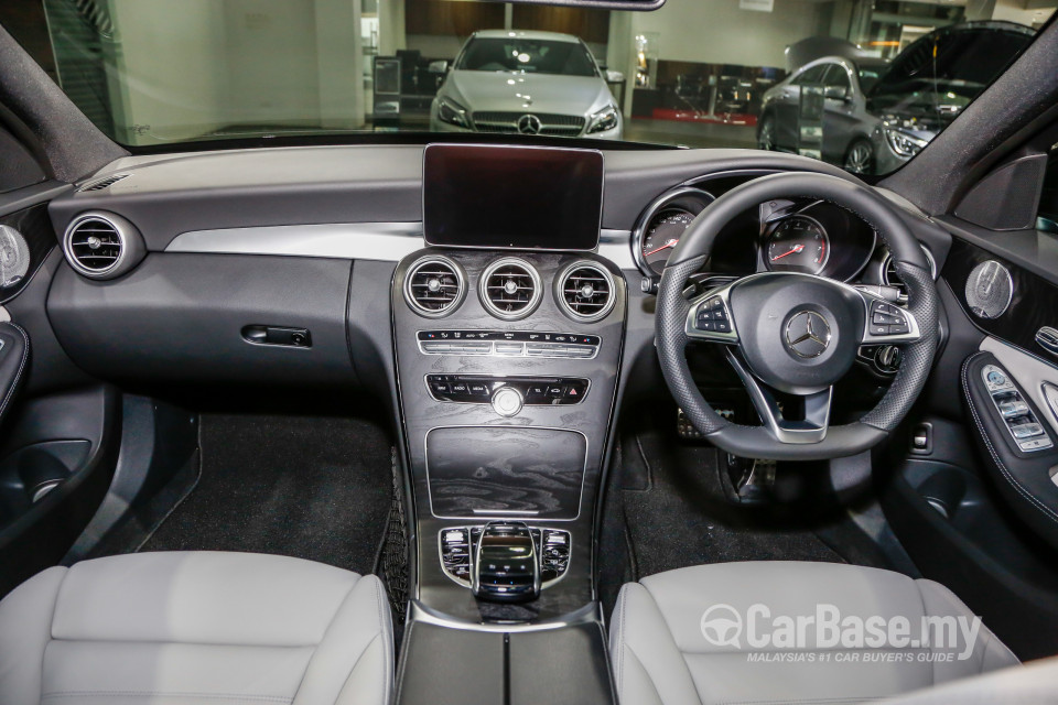 Mercedes-Benz C-Class W205 (2014) Interior