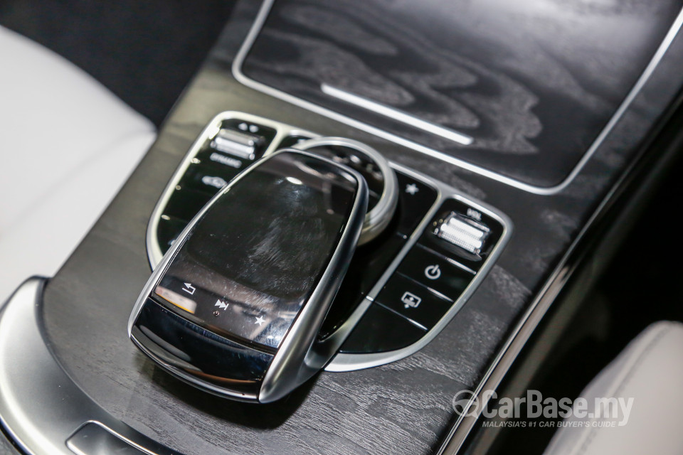 Mercedes-Benz C-Class W205 (2014) Interior