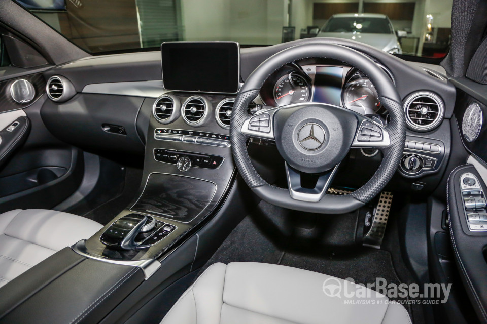 Mercedes-Benz C-Class W205 (2014) Interior