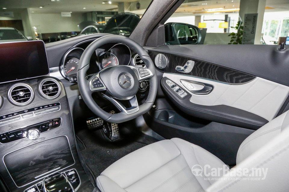 Mercedes-Benz C-Class W205 (2014) Interior