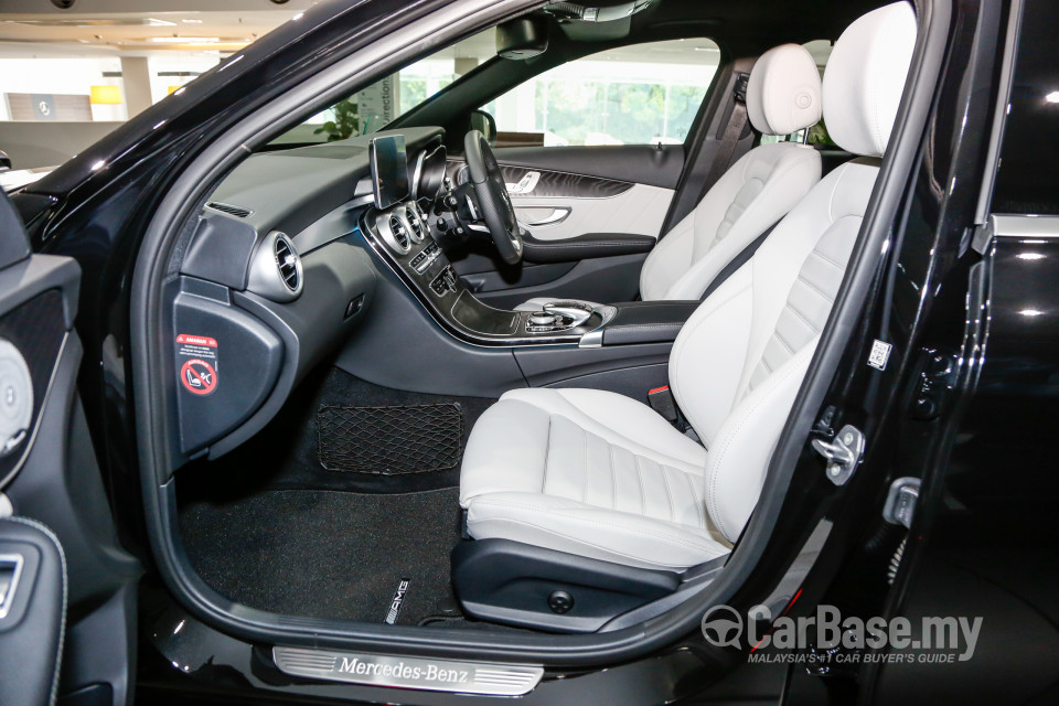 Mercedes-Benz C-Class W205 (2014) Interior