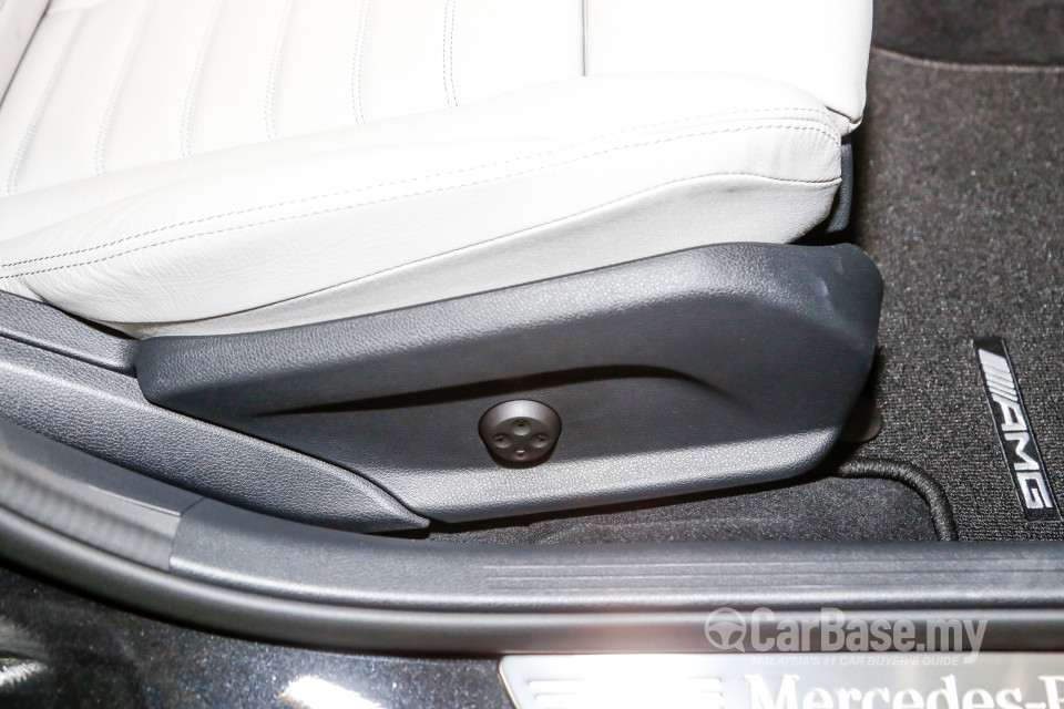 Mercedes-Benz C-Class W205 (2014) Interior