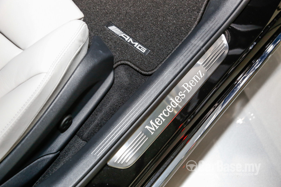 Mercedes-Benz C-Class W205 (2014) Interior