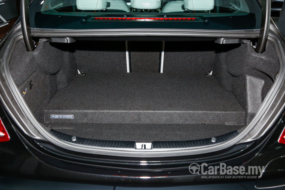 Mercedes-Benz C-Class W205 (2014) Interior