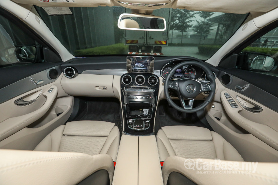 Mercedes-Benz C-Class W205 (2014) Interior