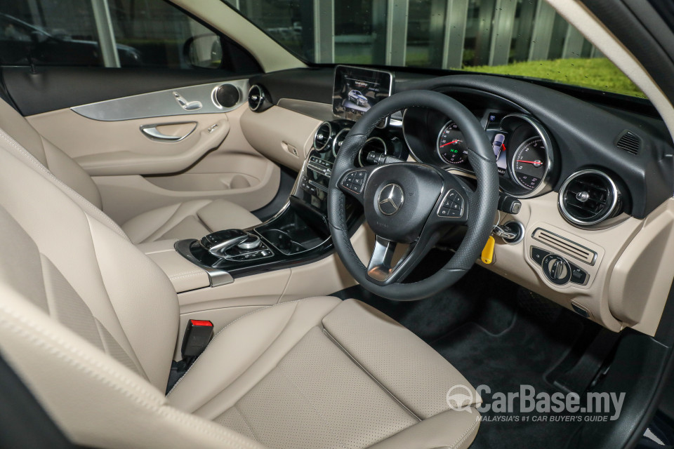 Mercedes-Benz C-Class W205 (2014) Interior