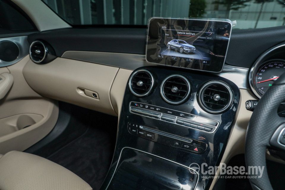 Mercedes-Benz C-Class W205 (2014) Interior