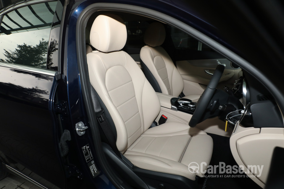Mercedes-Benz C-Class W205 (2014) Interior