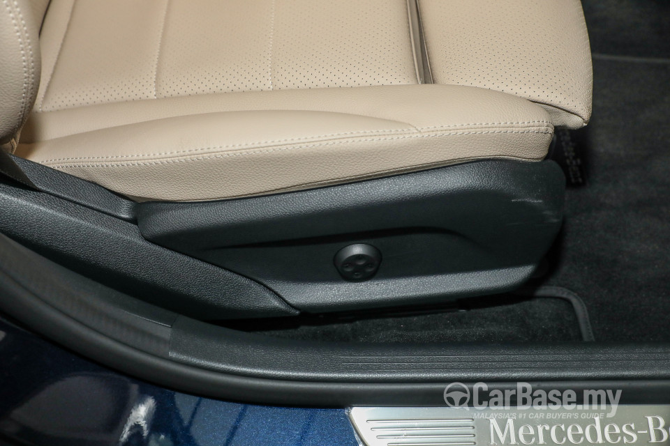 Mercedes-Benz C-Class W205 (2014) Interior