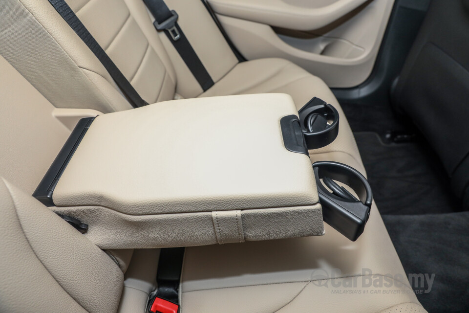 Kia Picanto JA (2018) Interior