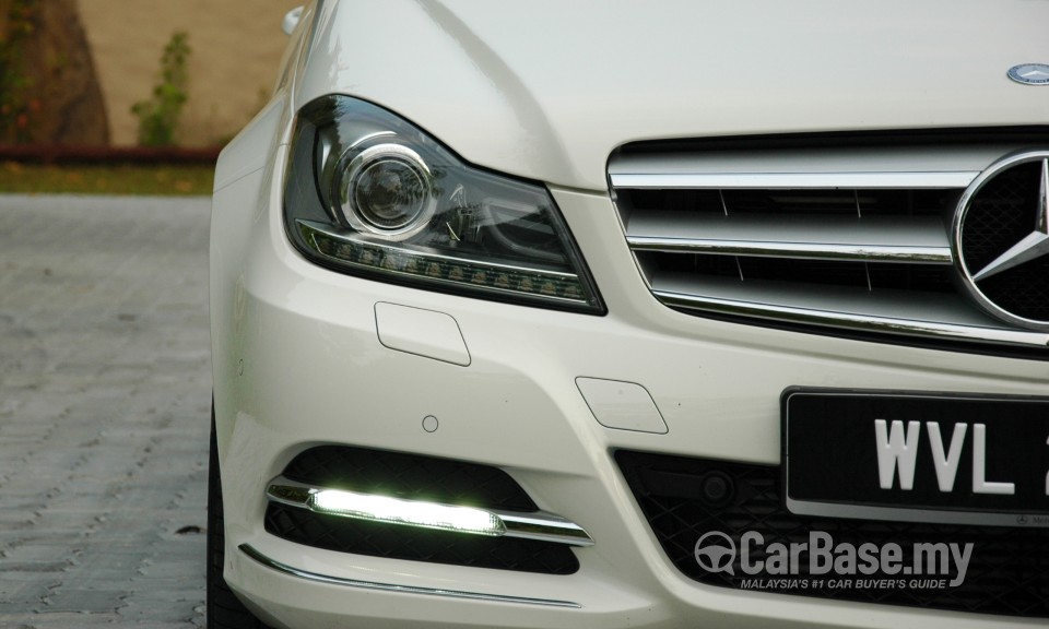 Mercedes-Benz C-Class W204 Facelift (2011) Exterior