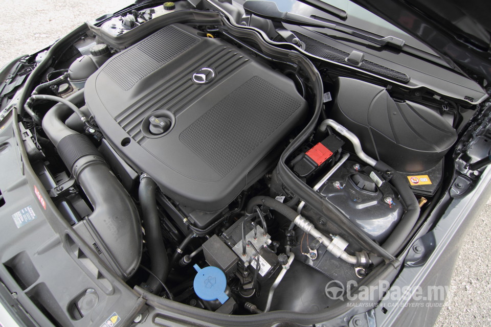 Mercedes-Benz C-Class W204 Facelift (2011) Exterior