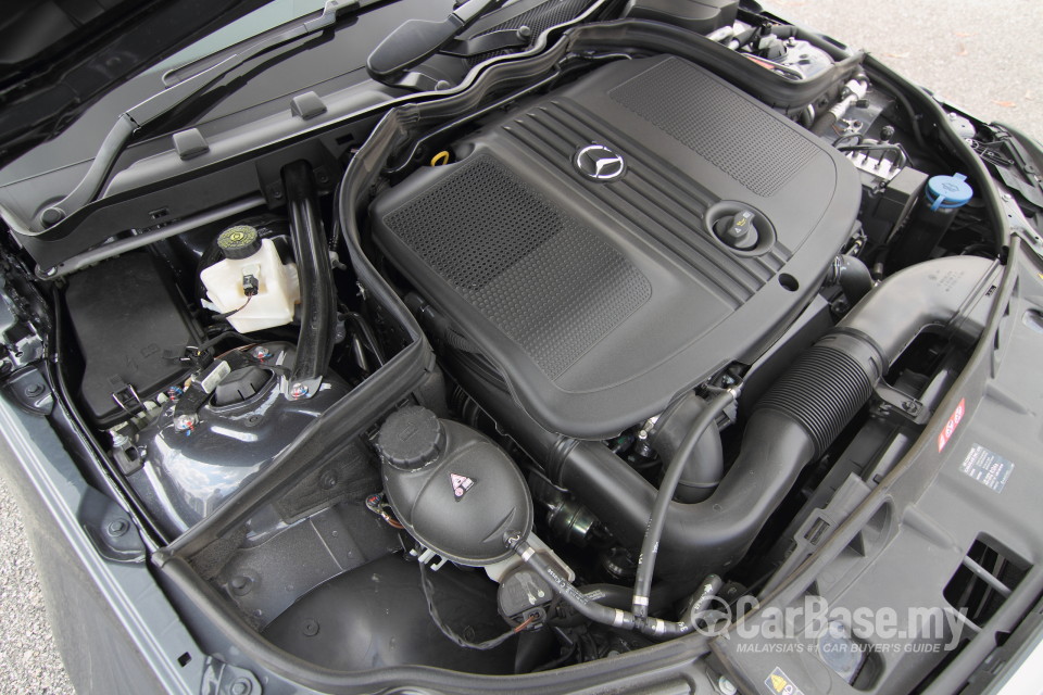 Mercedes-Benz C-Class W204 Facelift (2011) Exterior