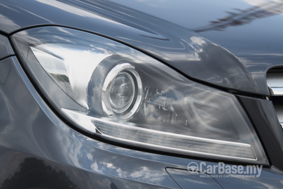 Mercedes-Benz C-Class W204 Facelift (2011) Exterior