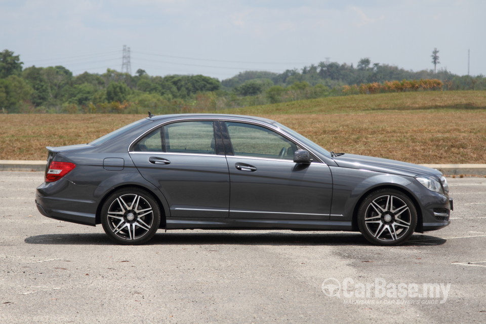 Mercedes-Benz C-Class W204 Facelift (2011) Exterior