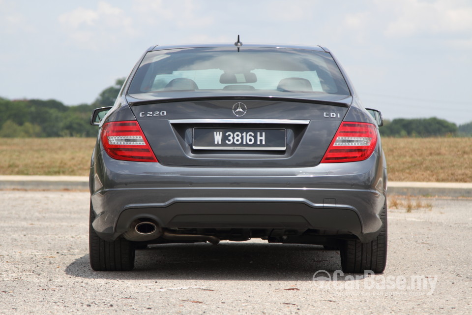 Mercedes-Benz C-Class W204 Facelift (2011) Exterior