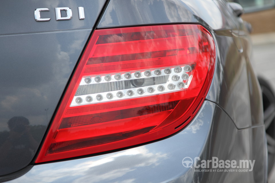 Mercedes-Benz C-Class W204 Facelift (2011) Exterior
