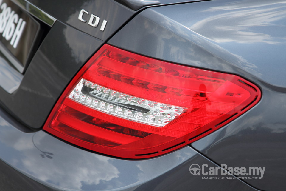 Mercedes-Benz C-Class W204 Facelift (2011) Exterior