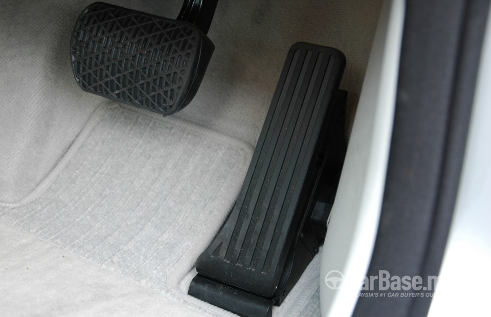 Mercedes-Benz C-Class W204 Facelift (2011) Interior
