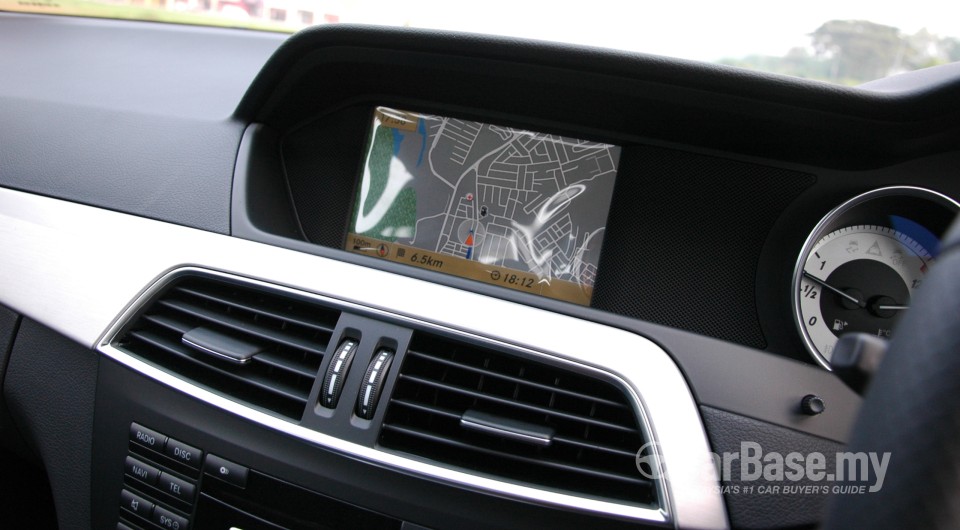 Mercedes-Benz C-Class W204 Facelift (2011) Interior