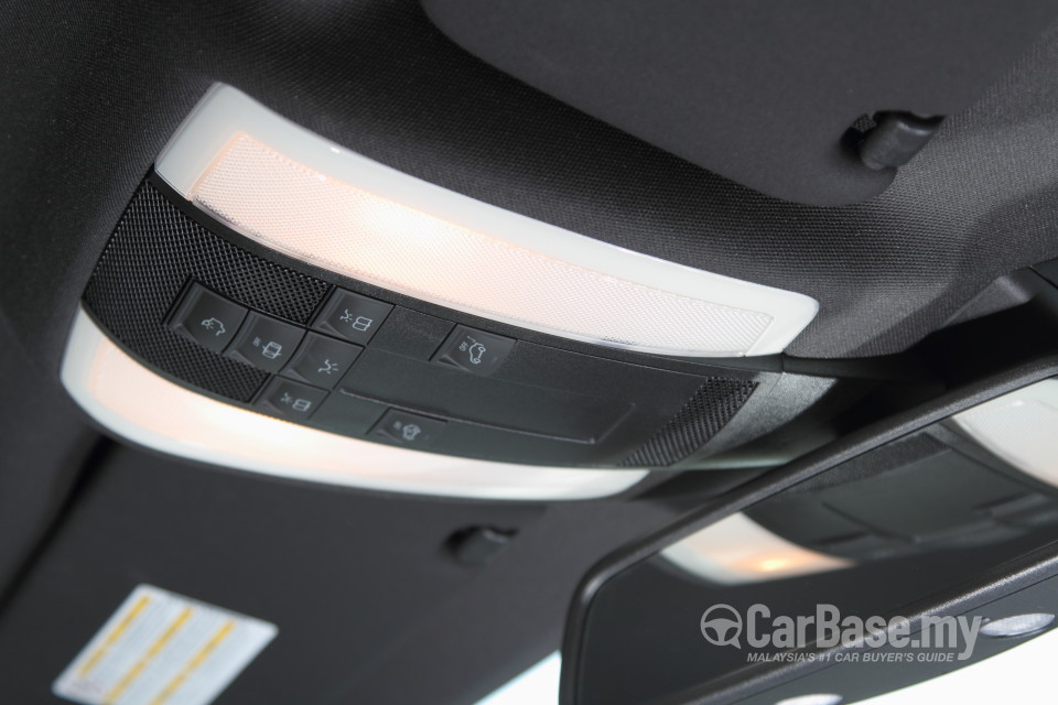 Mercedes-Benz C-Class W204 Facelift (2011) Interior
