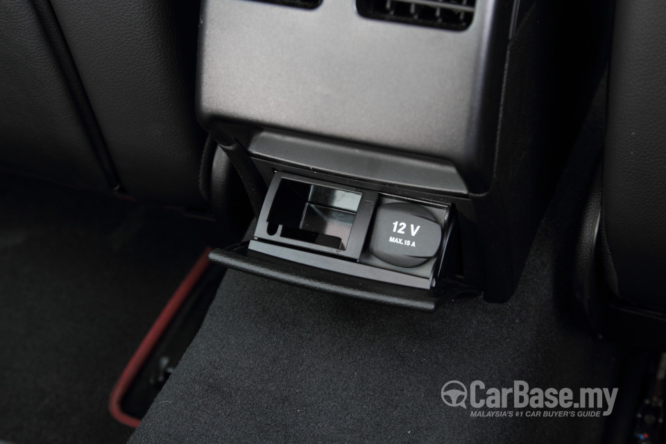 Mercedes-Benz C-Class W204 Facelift (2011) Interior